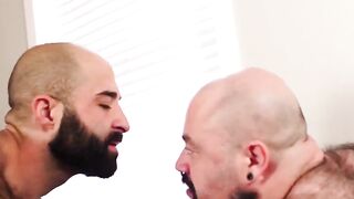 HardcoreBears.com - Cubs Atlas Grant and Bear Silien perform oral before intense bang