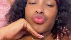 sexy kiss 🔥