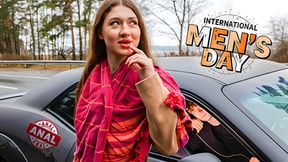 Shy Miss Sunset repays ride with sloppy car blowjob at ClubSweethearts