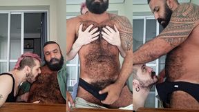 servindo o macho peludo suado