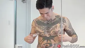 Tattooed Japanese Jerking And Nipple Playing With Yoshi Kawasaki