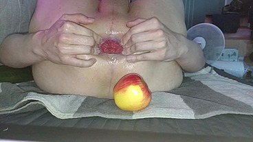 Fun with fruits and vegetables (amazing gapes)