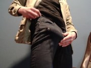 I was horny and leaking on my jeans all day long till I got home and got messy!