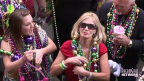 Flirtatious courtesan - beads clip - DreamGirls Members
