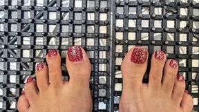 I just got back from the new nails salon