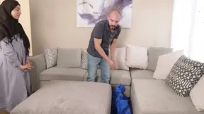 Hijabi slut gets fucked on first date with a sexy Egyptian man.