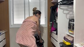 Me and My Husband with a Small Dick Getting Ready to Eat a Pussy
