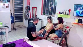 jane moscovis em uma brincadeira com o casal dna