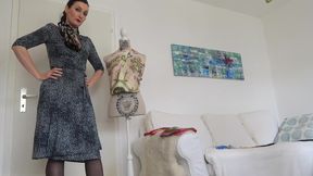 Today we practice tying silk scarves