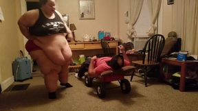 Wagon fun with Queen Nora