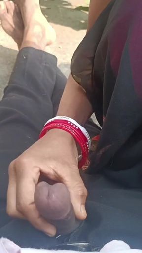 Indiansoni Bhabhi alone at home then decided to Outdoor Sex with Bhabhi and cum in Mouth full Hindi Bhabhi Sex videos   Clip 1