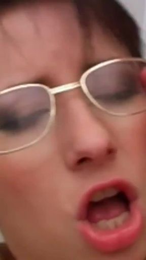 Spex brunette babe gets screwed and facialized