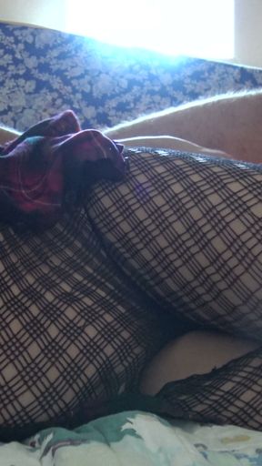 2 cumshots for stepmom. 1 in mouth swallow + 1 inside her asshole   Clip 1