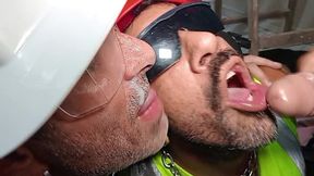 putaria na obra com os pintores dotados