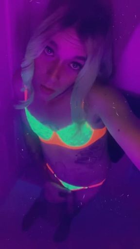 Sexy party girl wants to fuck