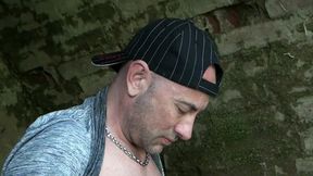 2231 un daddy me pompe et me baise sur un lieu de draguebon plan cul sur un ...