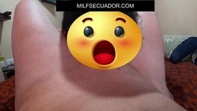 zamira culona es la jefa de personal y se folla al nuevo bodeguero de la empresa