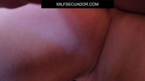 zamira culona es la jefa de personal y se folla al nuevo bodeguero de la empresa