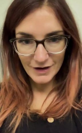My pussy was so wet on the flight to Miami.