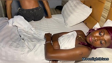 Ebony babe did all she can to sneaky fuck boyfriends roommate