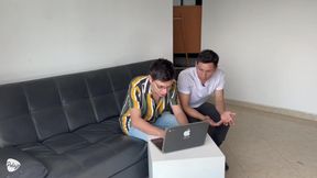 The Laptop Technician Discovers My Fetish for Gay Porn and Gives Me a Discount for Fucking Him.