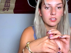 Amateur Blonde Teen Plays Solo with Toy Webcam Porn