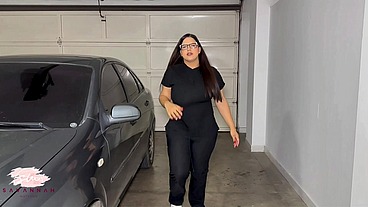 Perverted patient who hasn't handjob in days asks her sexy therapist for help to get him to cum- Savannah Watson