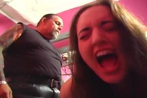 Beautiful Teen Puts Her Amazing Ass in a Right Spot