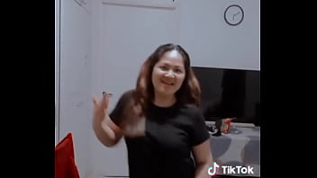filipino maid
