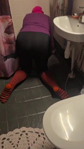 Shared pee