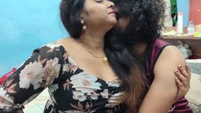 Mallu Couple Hot Romance in Bedroom Dress Removal and Kiss with Boobs Suck Hot Desi Romance in Home