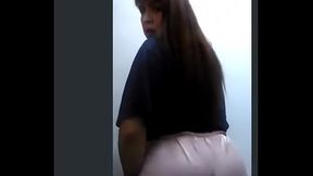 Big ass girl dancing twerk
