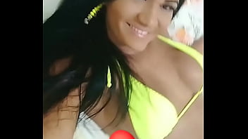 Amanda Goulart  Mostrando Seu Corp&atilde_o