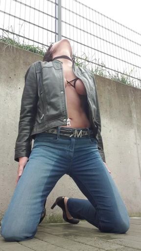 Squirt Into Jeans