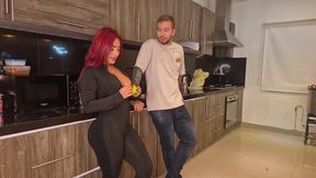 I Went to Get My Friend for the Gym and Ended up Swallowing My Stepbrother's Cock in an Oversight