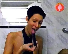 Slender lady from Germany masturbating before going in the shower