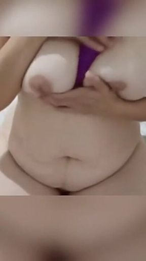 My Friend's Invited Me to See Her Ass and I Ended up Fucking Her