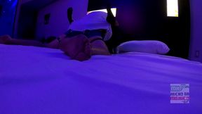 la secretaria cuckold follando frente a su marido