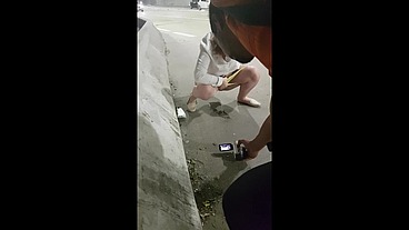 Melissa Alecxander aprontando na rua