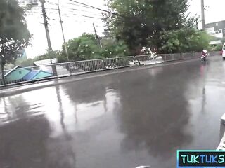 Tiny Thai teen in uniform likes to be banged on amateur episode