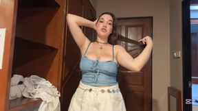 Big Juicy Tits Outfit Try-On: Bra or No Bra for a Naughty Street Walk? 😈