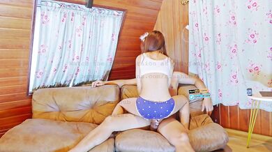 Thai girlfriend teases boyfriend then hands him her perfect body at 11pm