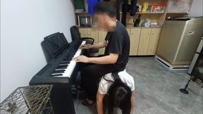 Ponyplay and Playing the piano riding a ponygirl until she falls.. #DR004