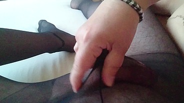 Schlampe: Strumpfhosen Zerreissprobe ** Nylon Fun **