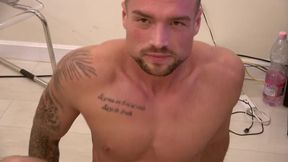 Eddie Knox Private Show