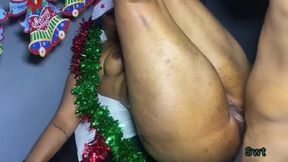 Big Ass Housewife Gave Driver with BBC Good Pussy Fuck for Christmas