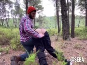 Oso se folla a jovencito en el bosque