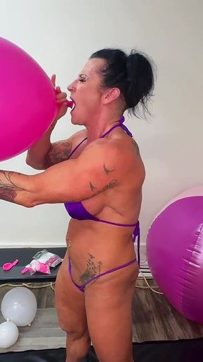Balloon Popping Goddess Kandy
