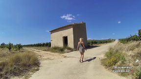 exhibant mon corps nu dans un parking et en exterieur voici pour ce jour une ...