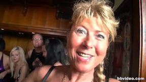 Private fuck meetings with mom 2